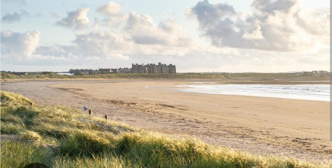 Coastal View Cottage Mullagh  エクステリア 写真