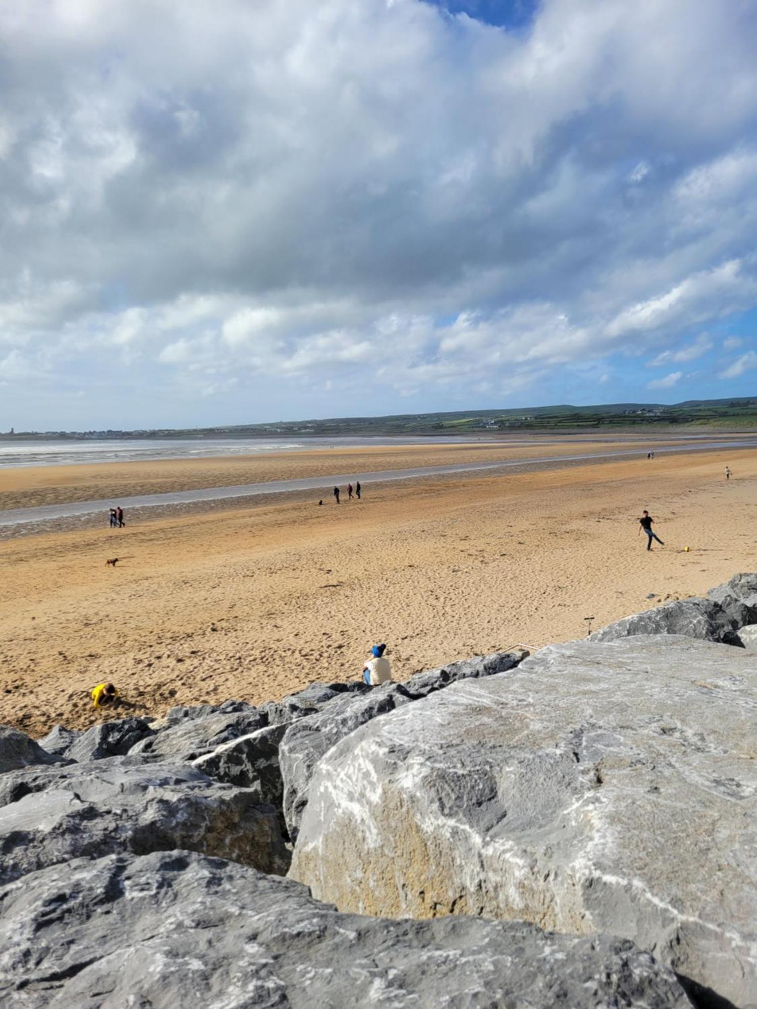 Coastal View Cottage Mullagh  エクステリア 写真